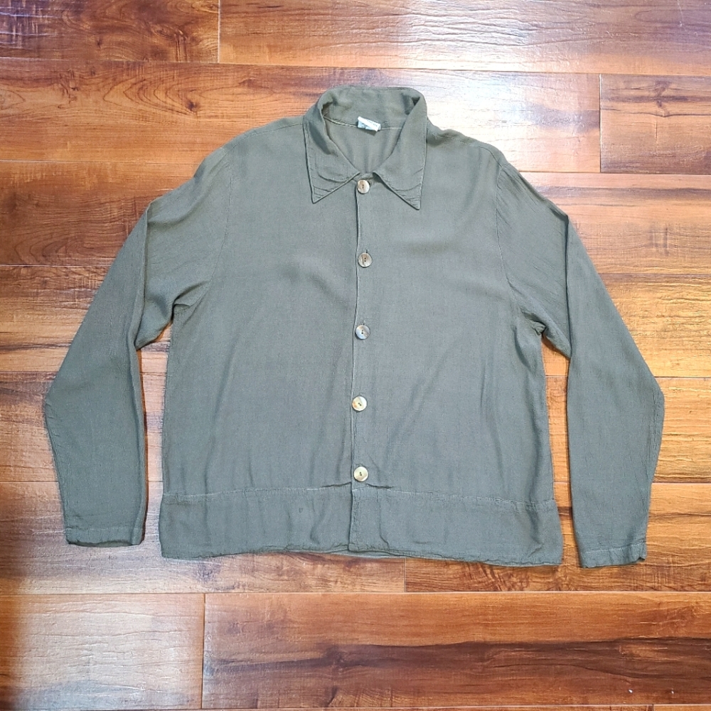 CP Shades Green Button Front Rayon Blouse Top Womens Medium‎ Collared Boxy Shirt